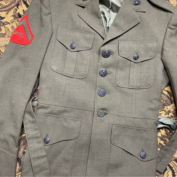 Vtg Military MAN'S WOOL SERGE GREEN Jacket‎ WITH BELT Size 34 - Picture 2 of 10